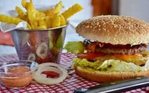 Read more about the article Junk Food Problems and Solutions